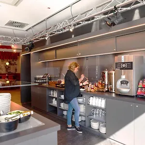  Otel Meininger Zentrum