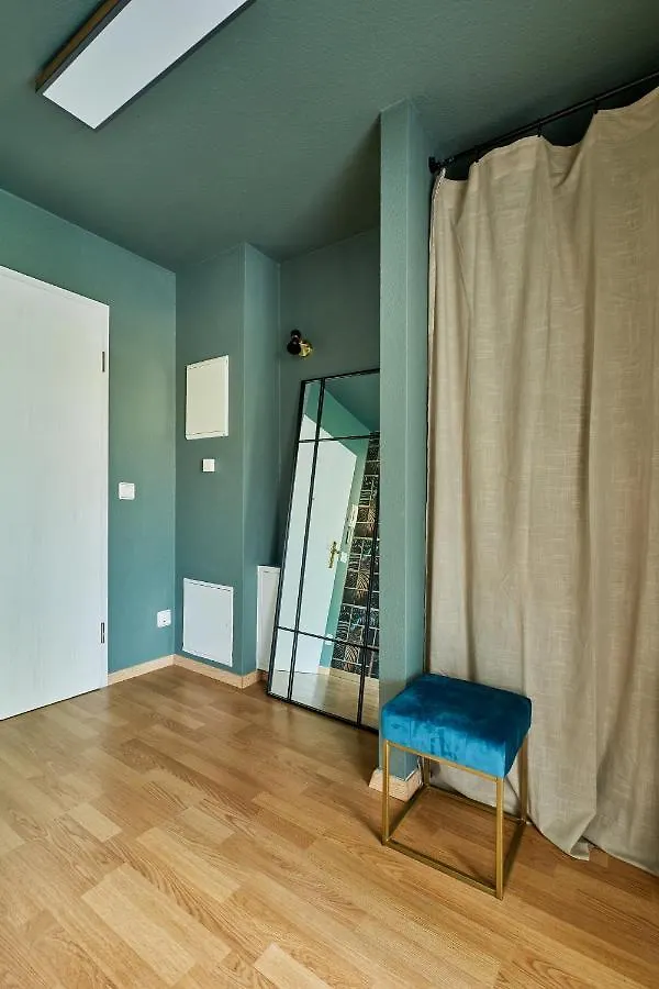 Spaciousliving Design Apartment - Central - Box Spring Bed - Exhibition Dresden