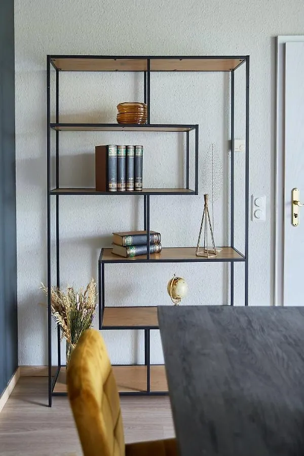 Spaciousliving Design Apartment - Central - Box Spring Bed - Exhibition Dresden