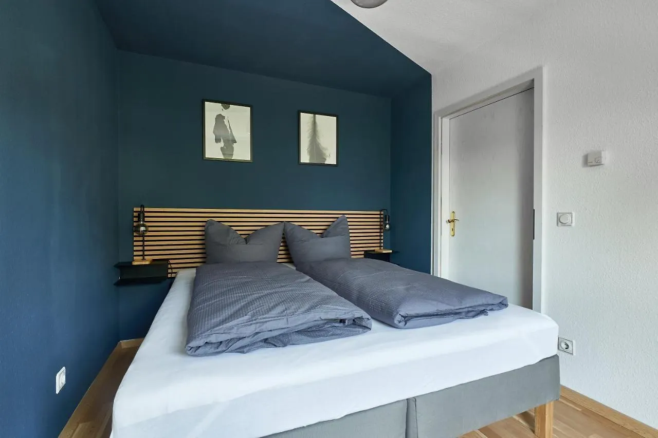 Spaciousliving Design Apartment - Central - Box Spring Bed - Exhibition Dresden